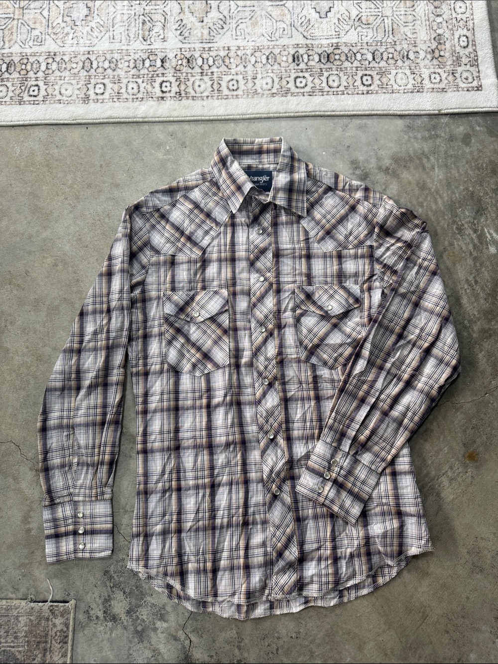 Wrangler Men's Plaid Western Button-Down Shirt - Gray & Brown